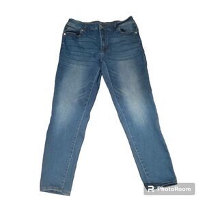 TAHARI Woman's Medium Wash Skinny Jeans Size 10